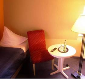 Hotel Zur Sonne  в Ильменау