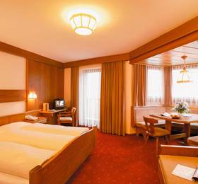 Hotel Lammwirt  в Йерценсе