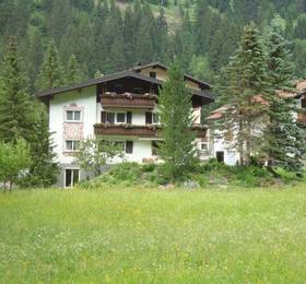 Haus Muster  в Партенене