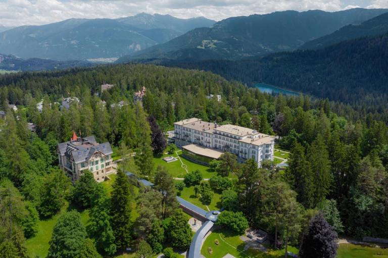 4*Sup. Chalet Belmont im Waldhaus Flims Mountain Resort & Spa 
