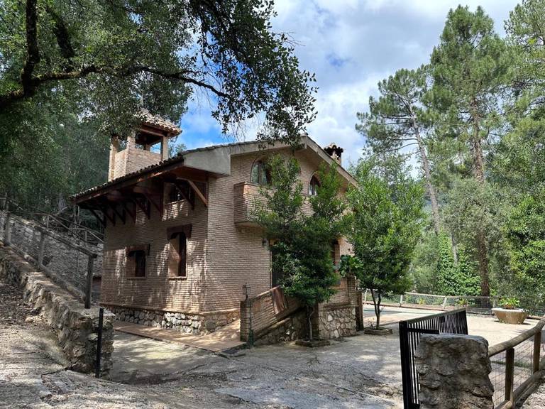Casa Rural Ermita Santa Maria de la Sierra 