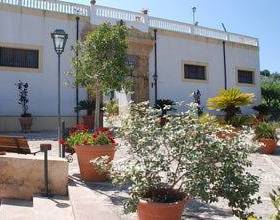 Holiday Home Casetta Rosa Santa Flavia  в Санта-Флавии