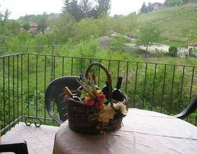 Apartment Ponte Giallo Monforte D Alba  в Монфорте-д'Альбе