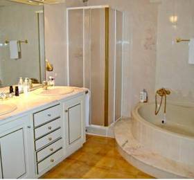 Туры в Holiday home Urb Ulldellops L'Ampolla  в Испании