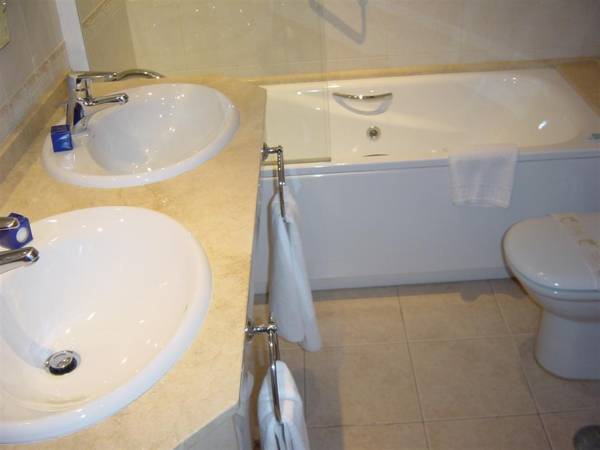 Apartamentos Albir Confort - Avenida  Испания, Альбир