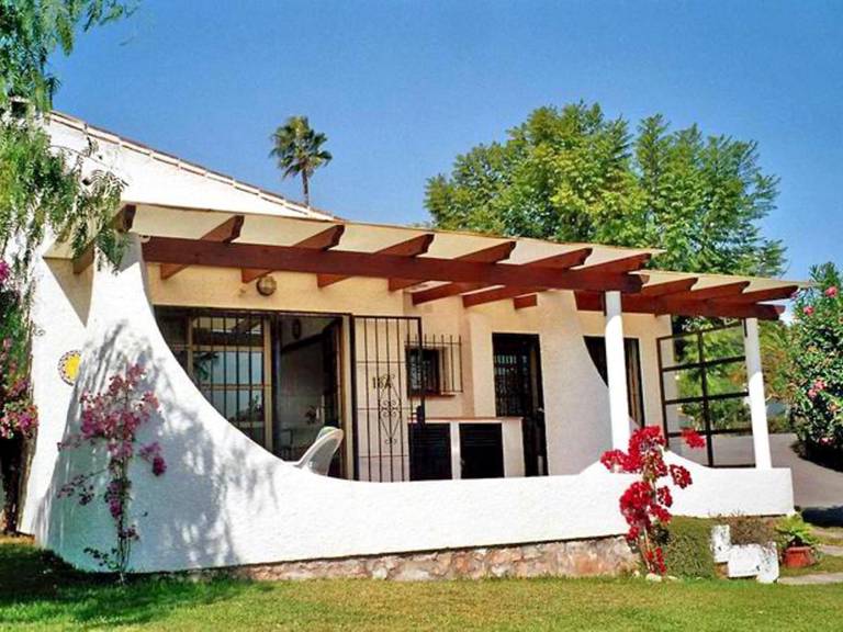 Holiday Home Las Buganvillas 18a 