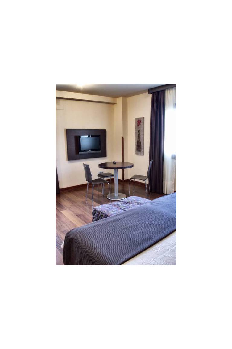 Apartamentos Rurales L'Arquera 