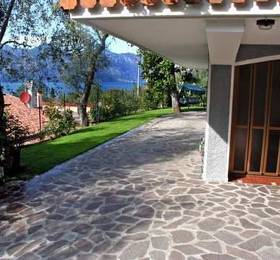 Apartment Piano Terra Brenzone  в Бренцоне