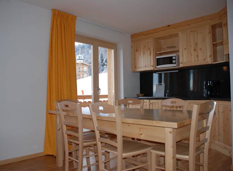 Alpvision Residences Pracondu