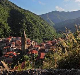 Туры в Holiday Home La Donnola Pigna  в Италии