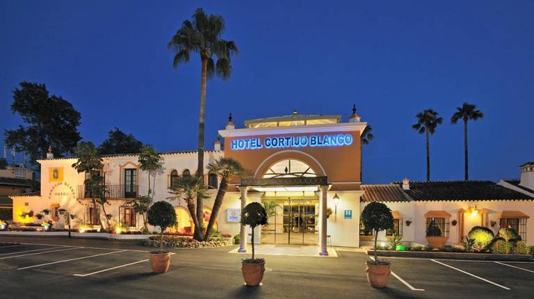 Hotel Globales Cortijo Blanco 