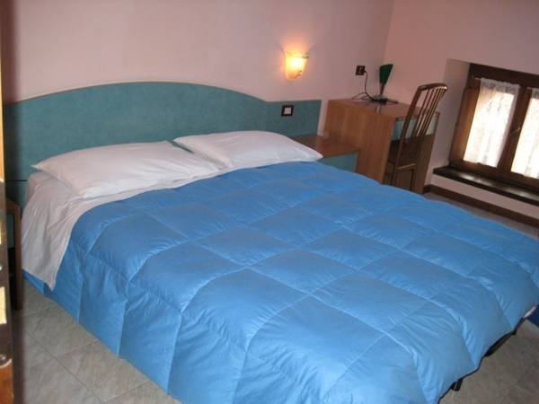 Hotel Danieli La Castellana 3* Италия, Бренцоне
