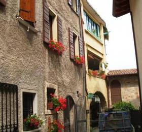 Albachiara Bed & Breakfast  в Гардоне Ривьере