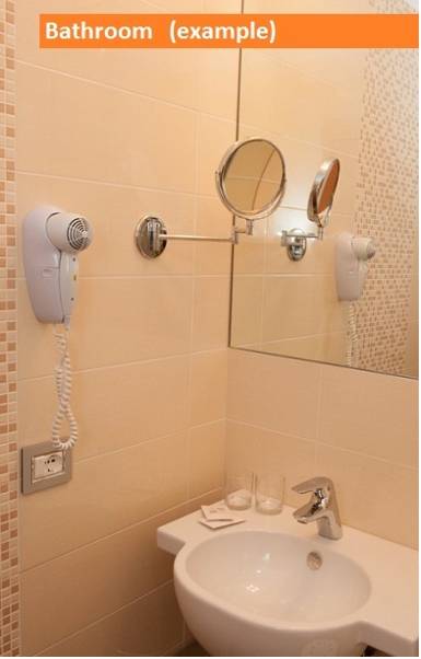 International Beach Hotel  4*