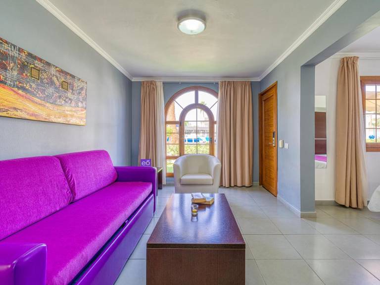 eo Suite Hotel Jardin Dorado