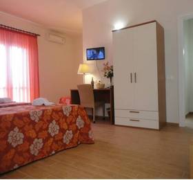Туры в Albergo Borgo della Pace  в Италии