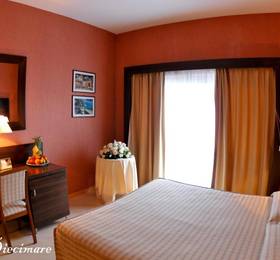 Hotel Diecimare в Кава-де-Тиррени
