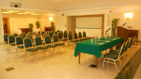 Ambassador Palace Hotel  4* Италия, Удине