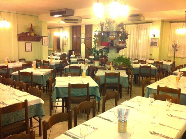 Hotel La Tavola Rotonda 1* Италия, Санта-Мария-дельи-Анджели-э-деи-Мартири