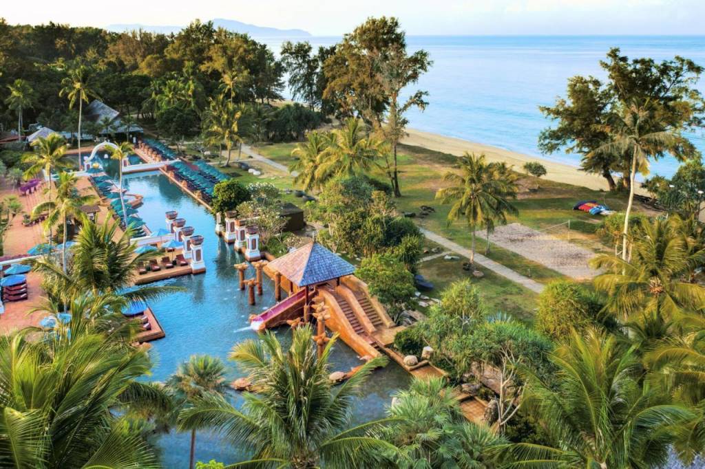 Marriott's Phuket Beach Club 5*