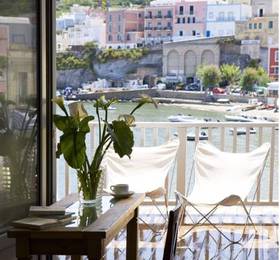 Hotel Gennarino A Mare  в Понце