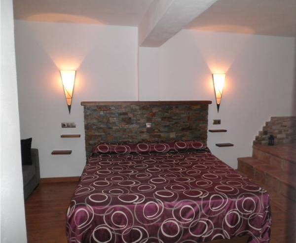 Hotel Rural los Tadeos  2* Испания, Саара-де-ла-Сьерра