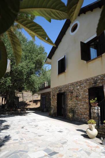 Agriturismo La Focazza  Италия, Ашеа