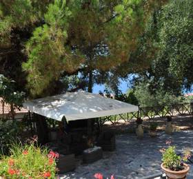 Agriturismo La Focazza  в Ашеа