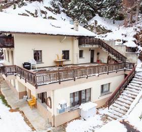 Chalet Pickelschmiede  в Саас-Грунде