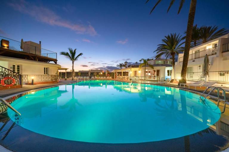 Apartamentos Fariones