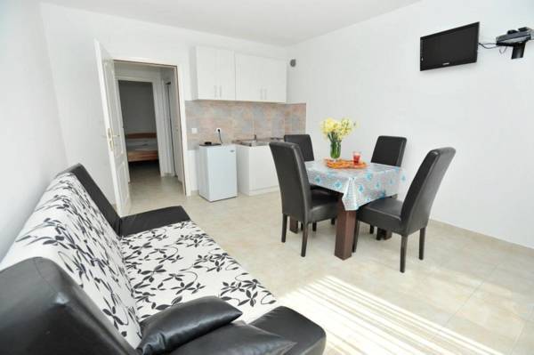 Apartments Villa Ceca  3* Черногория, Герцег Нови