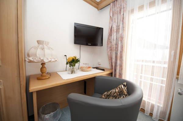 Hotel Garni Bergsonne  3* Швейцария, Замнаун