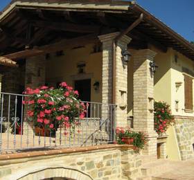 Agriturismo Rotabella  в Кастельраймондо