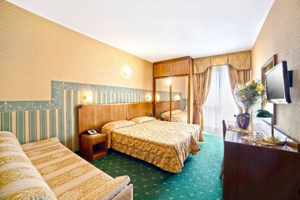 Splendid Palace 4* Италия, Гарда