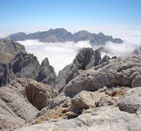 Hotel Picos de Europa  в Аренас-де-Кабралесе