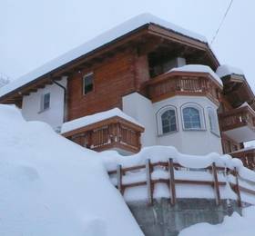 Apartmenthaus Piccolo  в Саас-Грунде