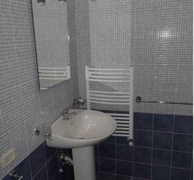 B&B Blu e il Castello в Ачи Костелло