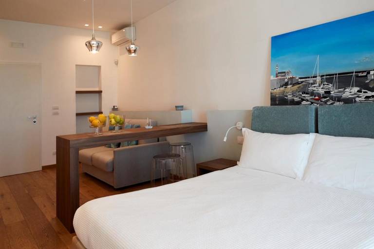 B&B Suite Home Trani 