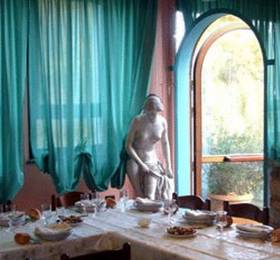 Hotel La Marchigiana  в Сарнано