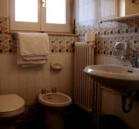 Hotel Internazionale  в Луино