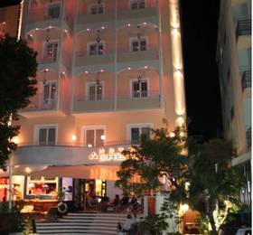 Hotel Sirena Gabicce  в Габичче-Маре