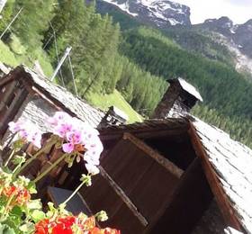 Rifugio Vieux Crest  в Аясе