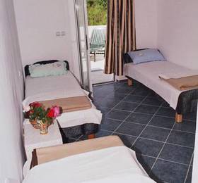 Pansion Casa Bianca  в Сутоморе