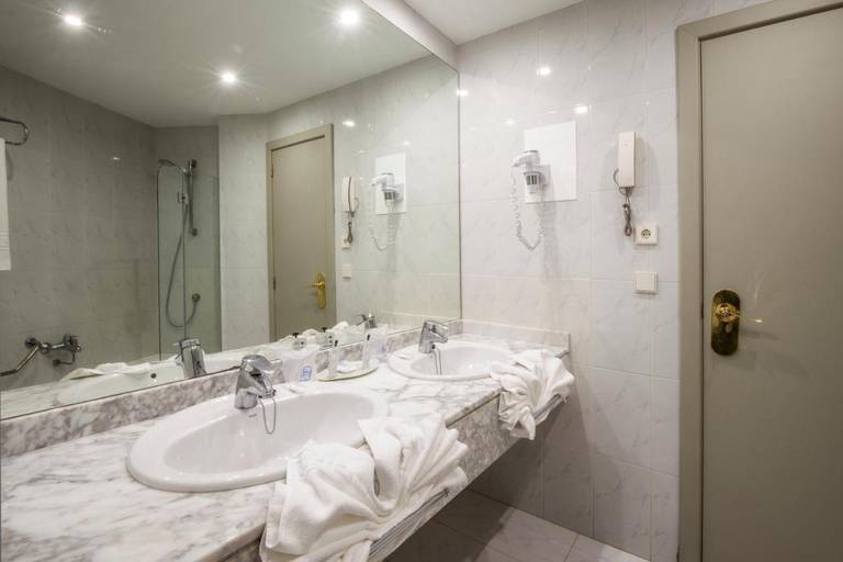 Beatriz Costa & Spa 