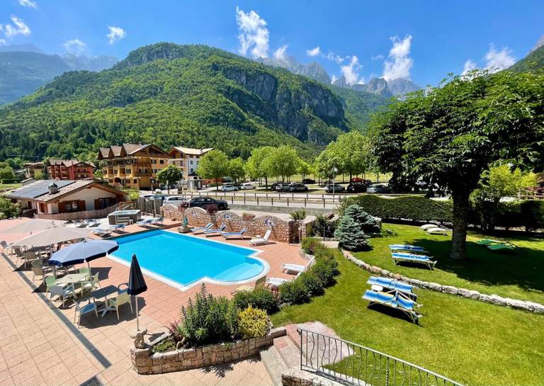 Hotel Alle Dolomiti 