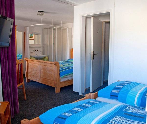 Hotel Haus am Wald  1* Швейцария, Ароза