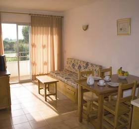 Apartamentos Festa  в Л'Эстартите