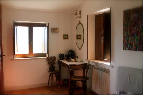Guesthouse Runcini Италия, Ферентилло