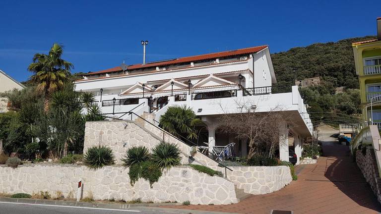 Guest House Galeb 
