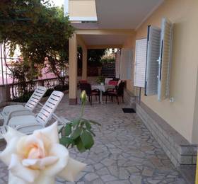 Apartments Villa Jagoda в Рабе